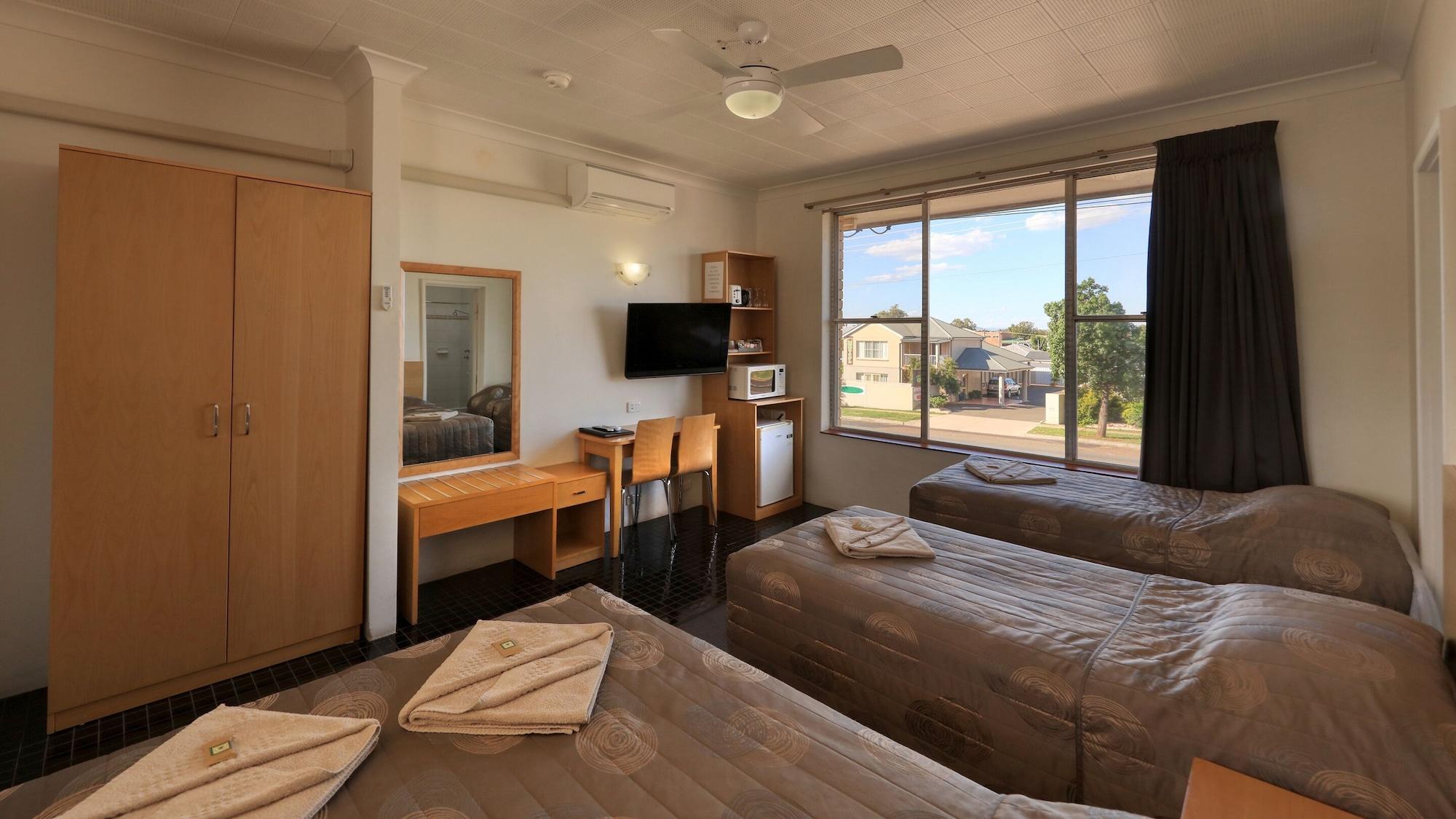 Motor 3* Gunnedah
